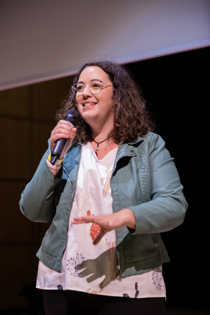 Photo de Mathilde Edenne en conférence